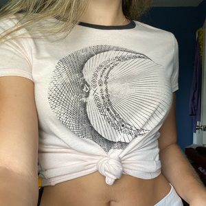 Volcom light pink tee!